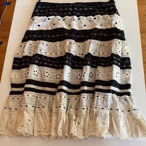 Sunrise skirt, black & white, size M
